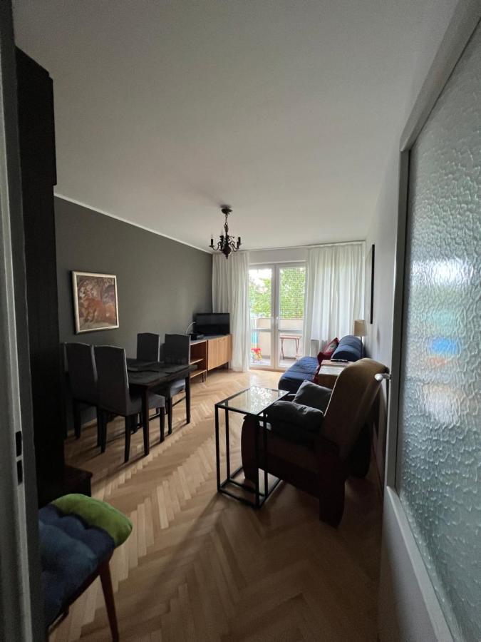 U Cioci Lutki Urocze Mieszkanie Z Balkonem Krakow Exterior photo